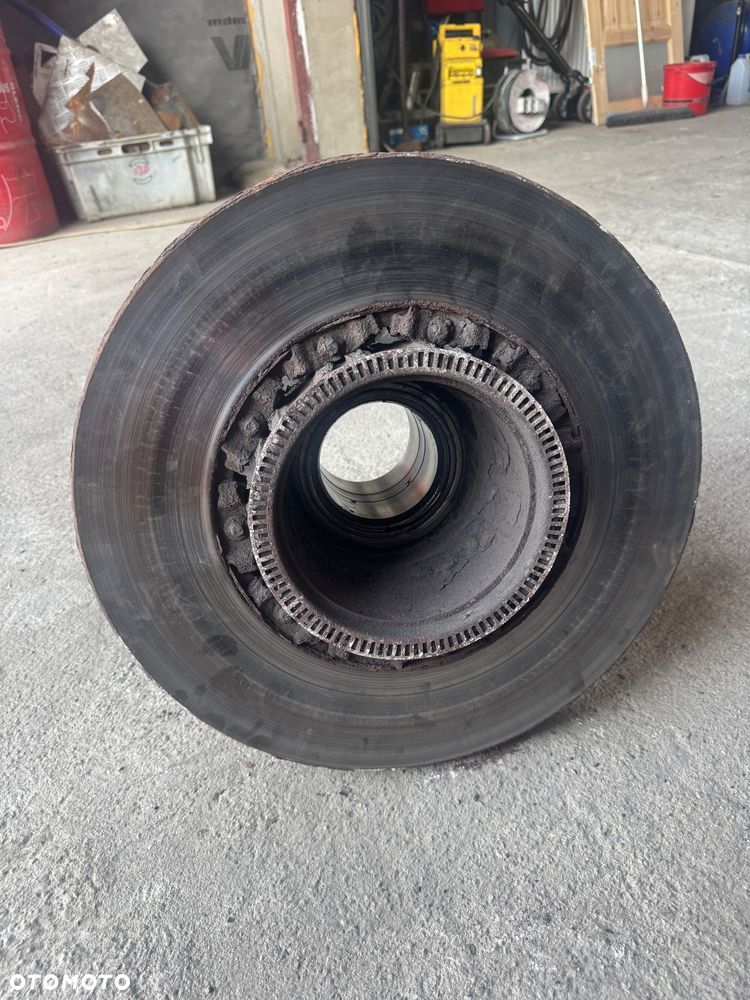 Piasta DAF 105/106  TYŁ - 5