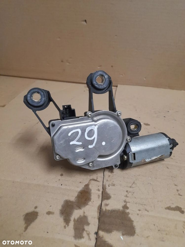 WYCIERACZKI TYŁ FORD FIESTA MK6 nr 2S61-A17K441-AB - 1