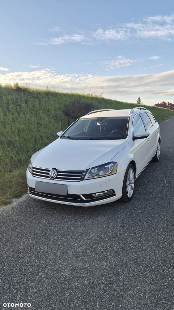 Volkswagen Passat 2.0 TDI DPF DSG Highline - 1