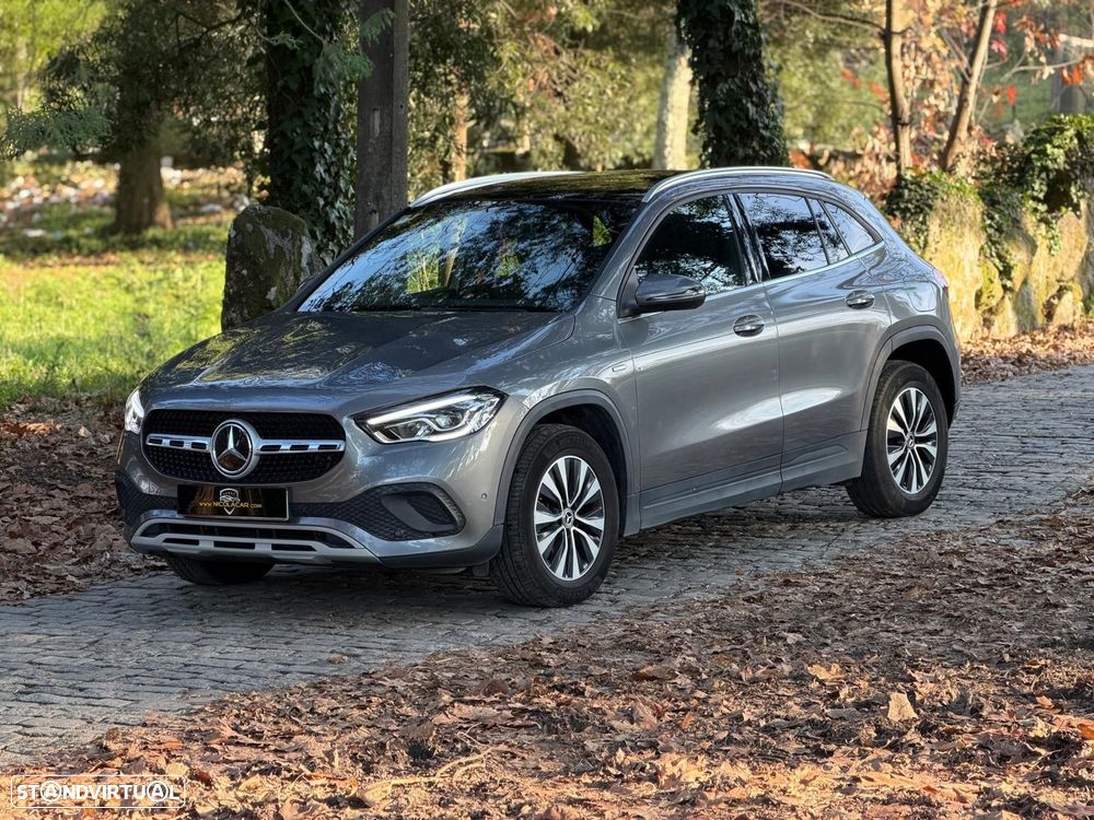 Mercedes-Benz GLA 250 e - 38