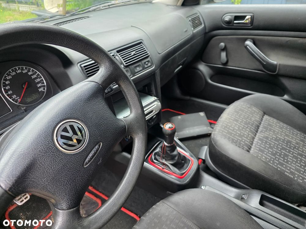 Volkswagen Golf 1.6 Basis - 8