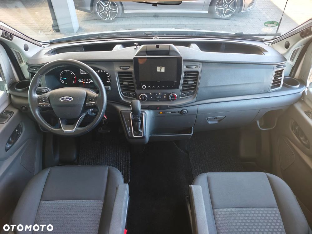 Ford Transit - 11