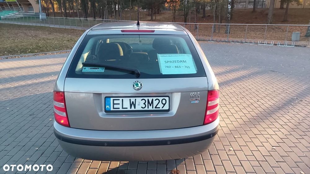 Skoda Fabia 1.4 16V Active - 13