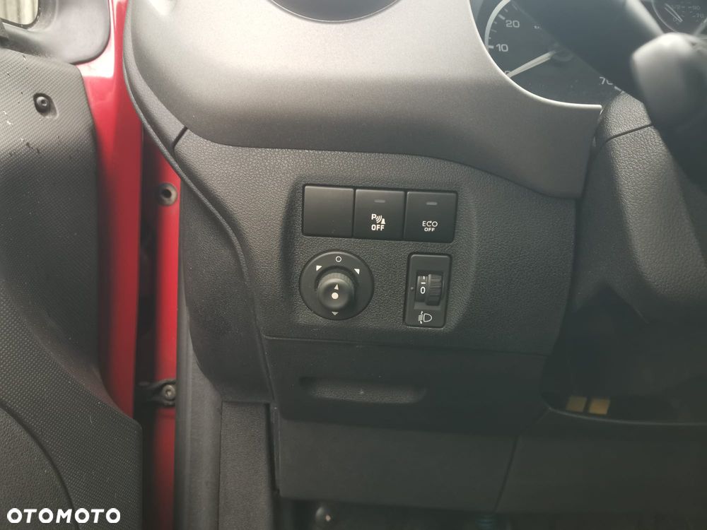 Peugeot Partner BlueHDi 120 Stop&Start Allure - 26