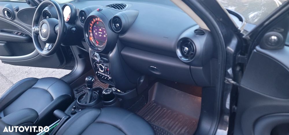 Mini Countryman - 13