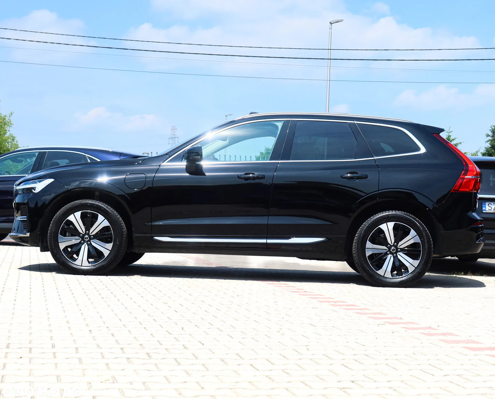 Volvo XC 60 T6 Plug-In Hybrid AWD Inscription - 31