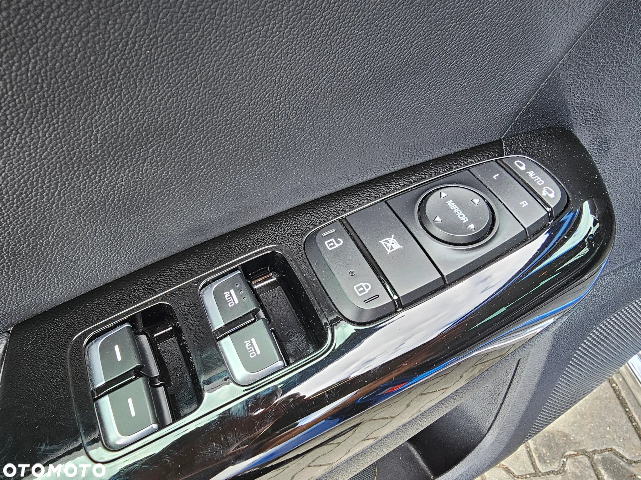 Kia Sportage 1.6 GDI L 2WD - 34