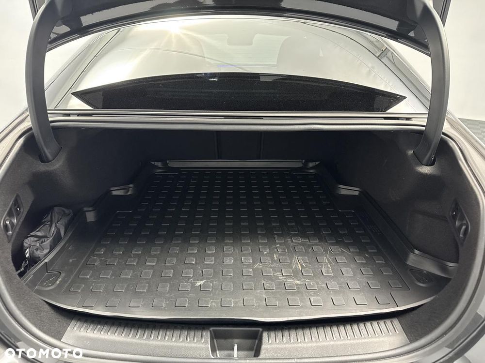 Mercedes-Benz Klasa E 300 de PHEV 4-Matic AMG 9G-Tronic - 24