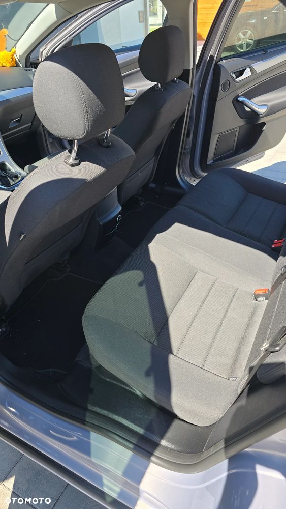Ford Mondeo 2.0 TDCi Titanium - 11