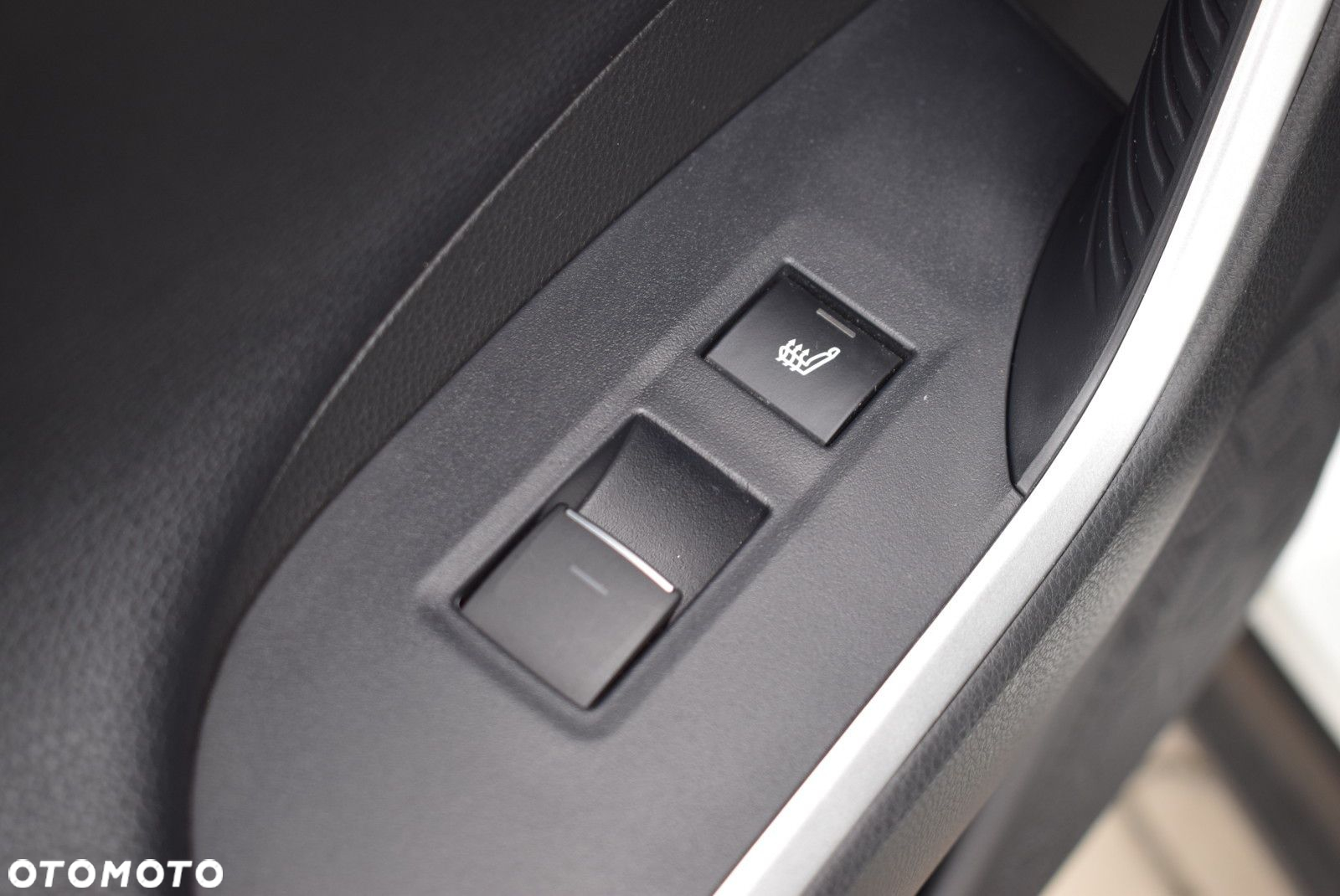 Suzuki Across - 28