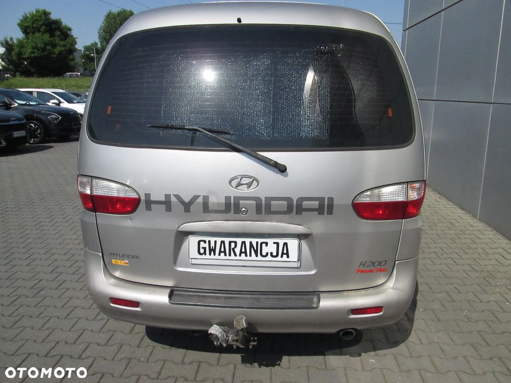Hyundai H-1 - 13