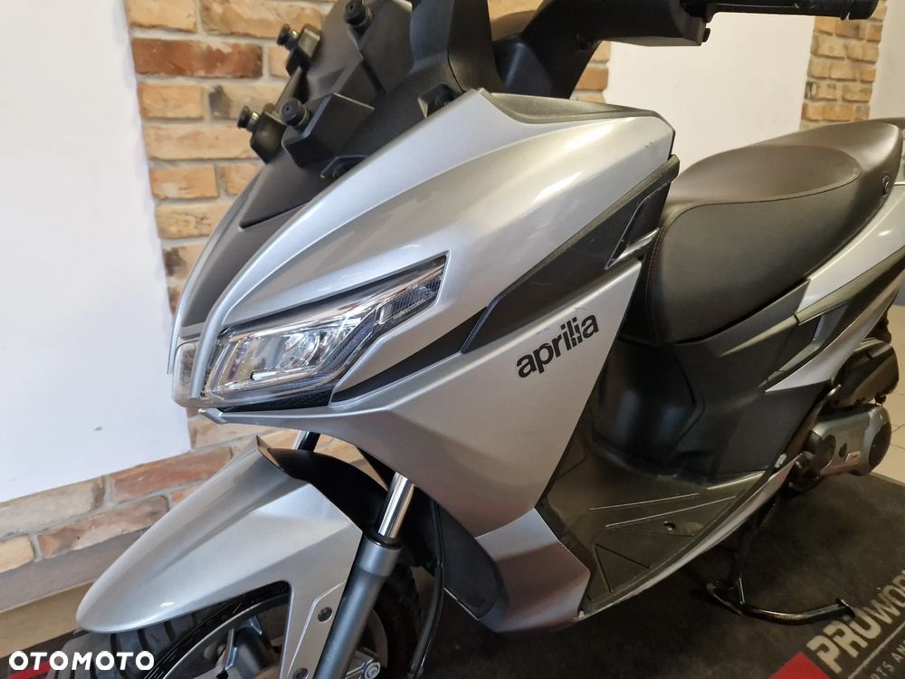 Aprilia SX - 9