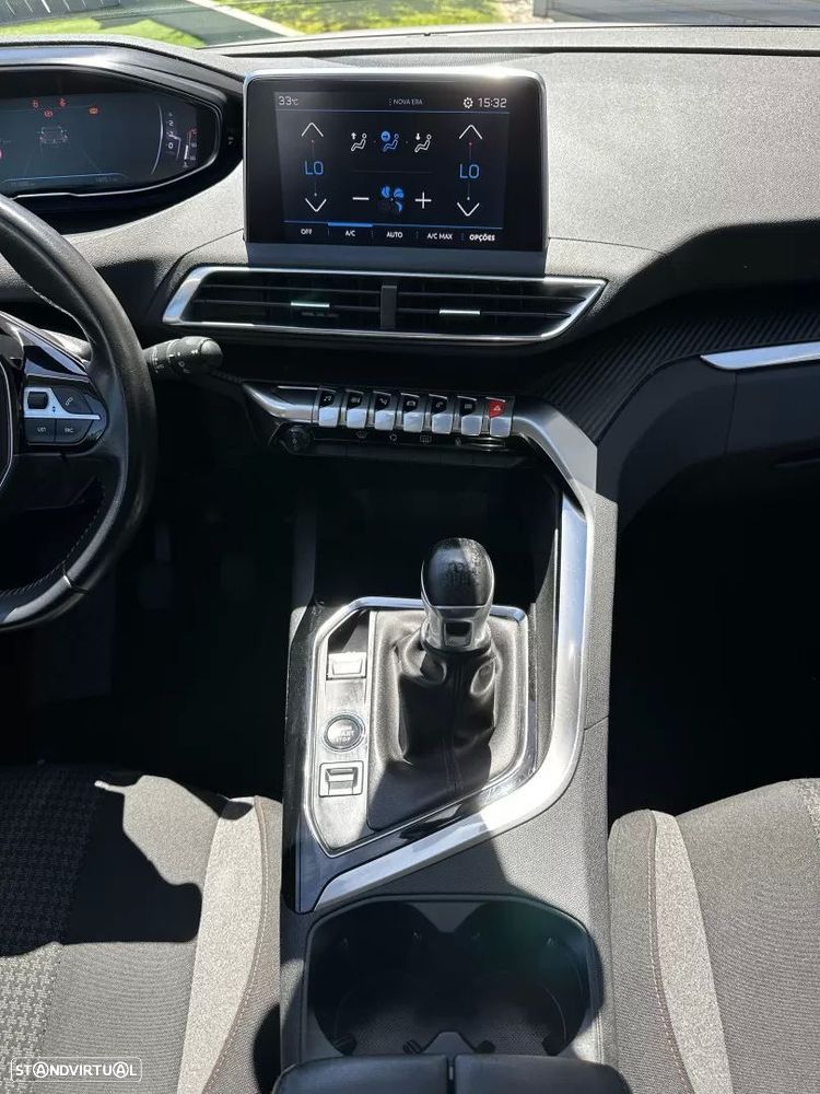 Peugeot 3008 - 56