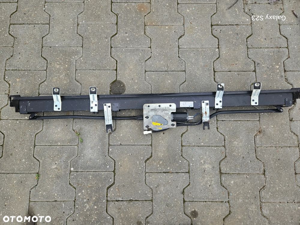 Roleta elektryczna bagażnika Hyundai i40 2013r - 3