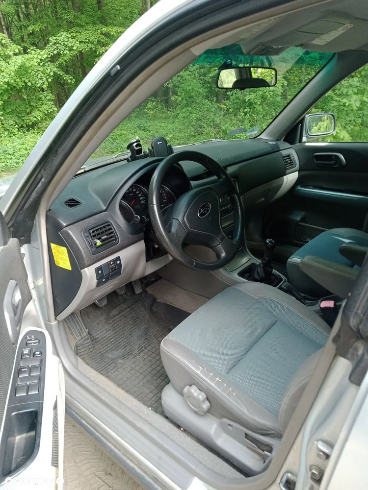 Subaru Forester 2.0 X - 9