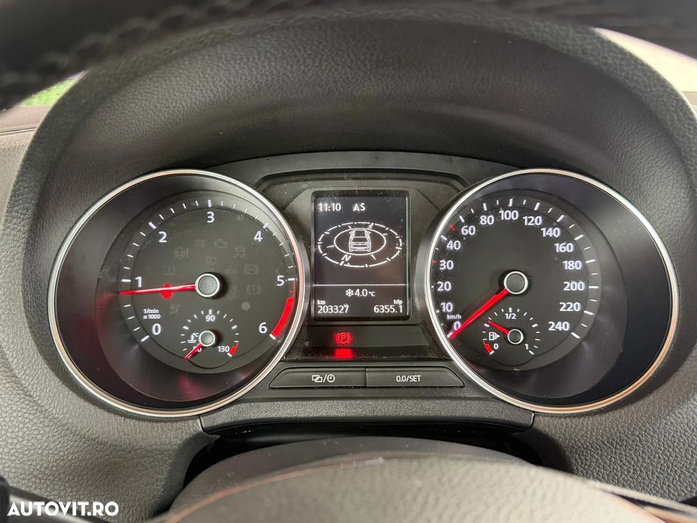 Volkswagen Polo 1.4 TDI (Blue Motion Technology) Comfortline - 9