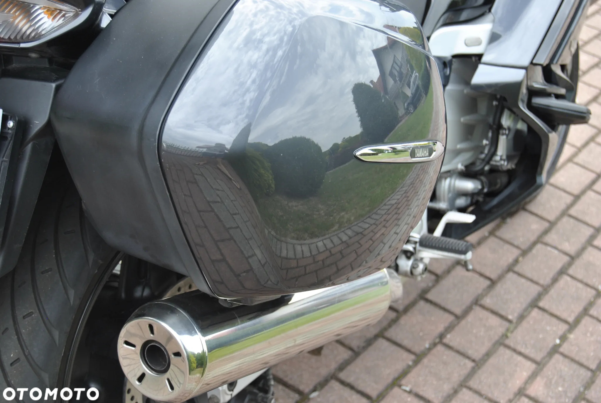 Yamaha FJR - 23