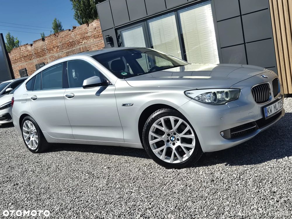 BMW 5GT - 16