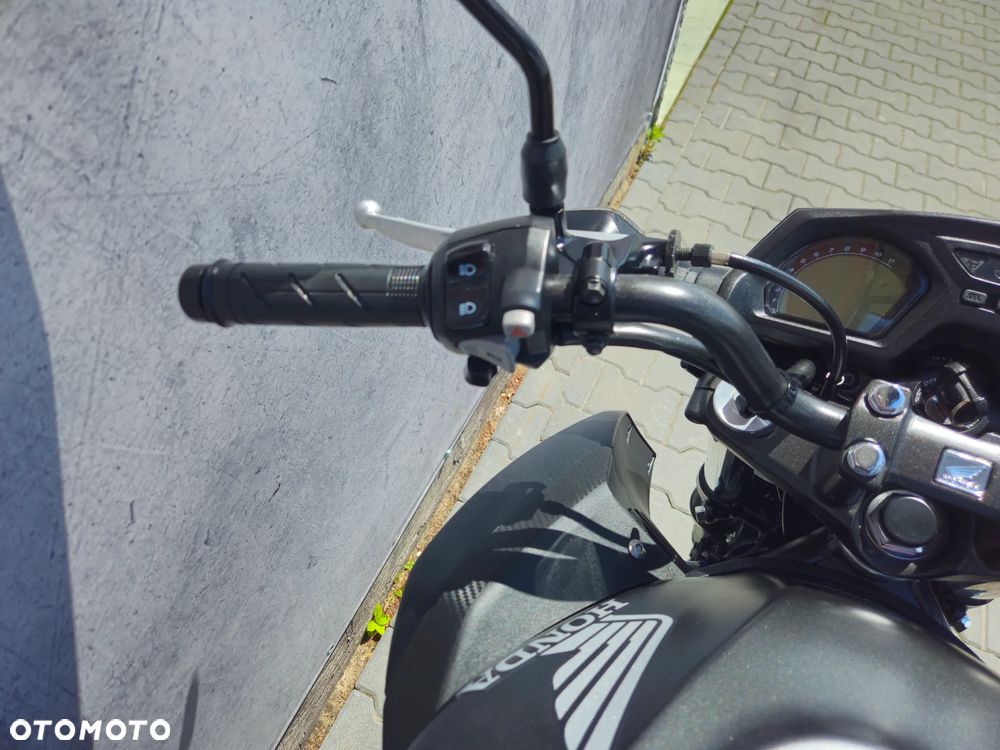 Honda CB - 15