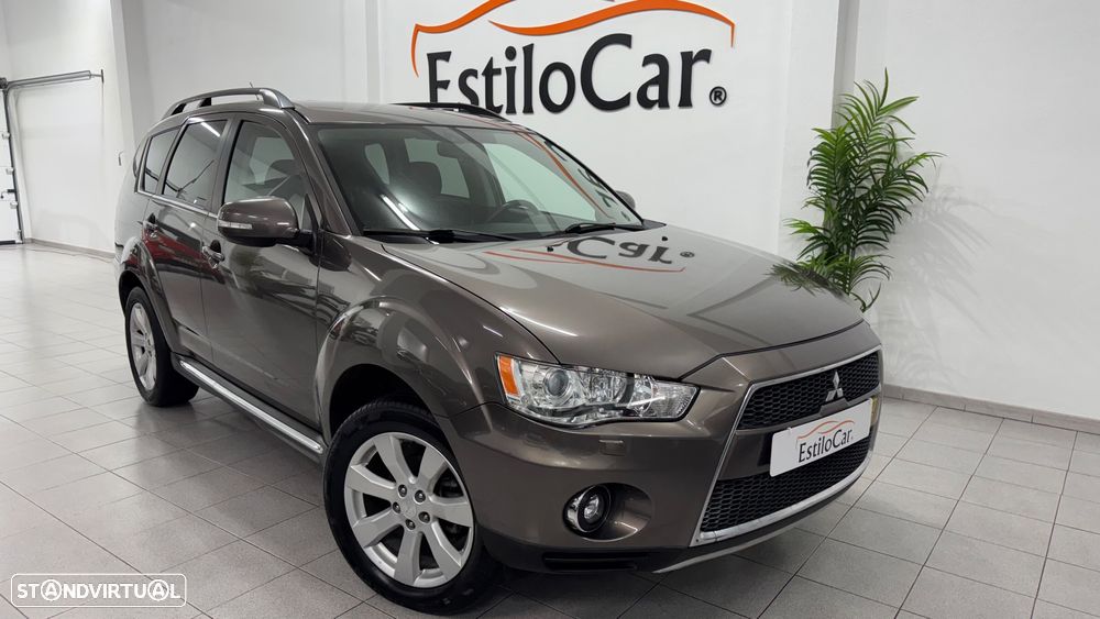 Mitsubishi Outlander 2.2 DI-D Instyle 4WD - 13