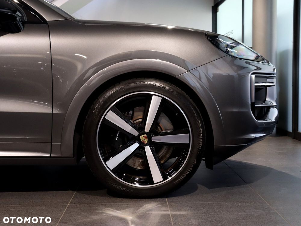 Porsche Cayenne GTS - 14