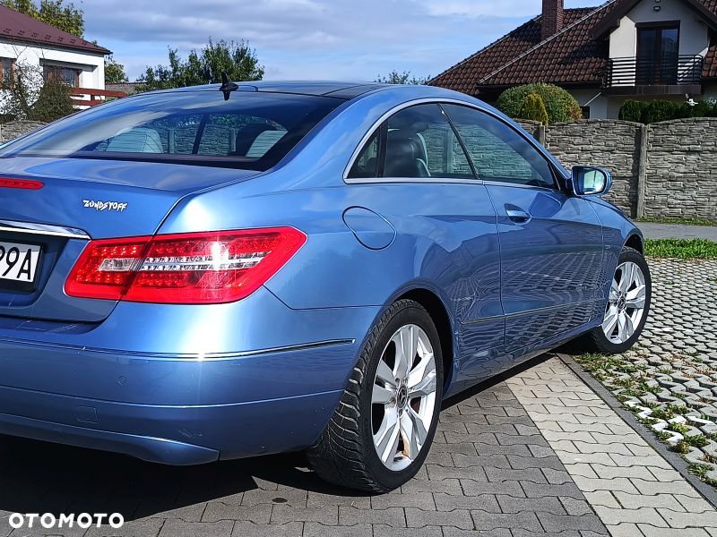 Mercedes-Benz Klasa E - 17