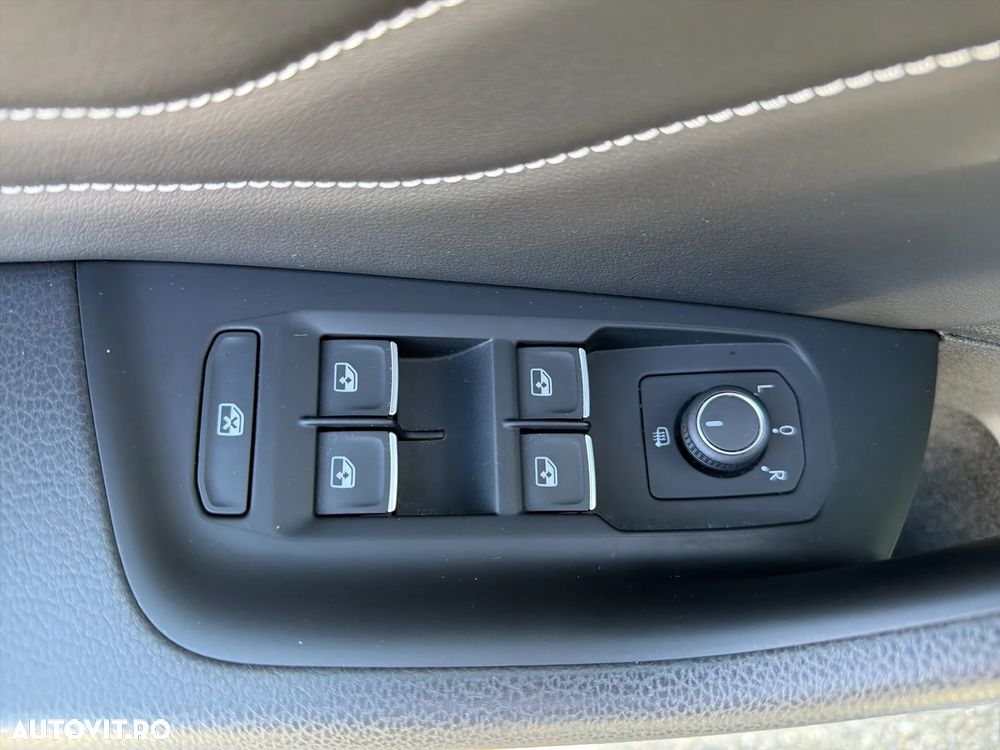 Volkswagen Passat 2.0 TDI DSG Elegance - 15