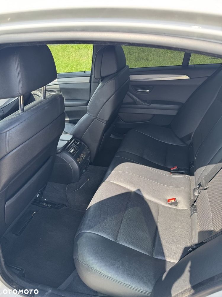 BMW Seria 5 535d xDrive - 8
