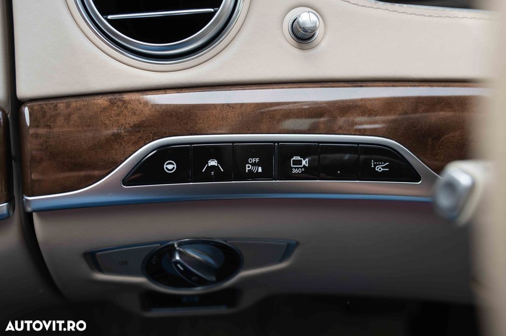 Mercedes-Benz S 500 4MATIC Aut - 17