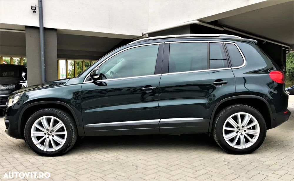 Volkswagen Tiguan 2.0 TDI 4Motion DSG Sport & Style - 6
