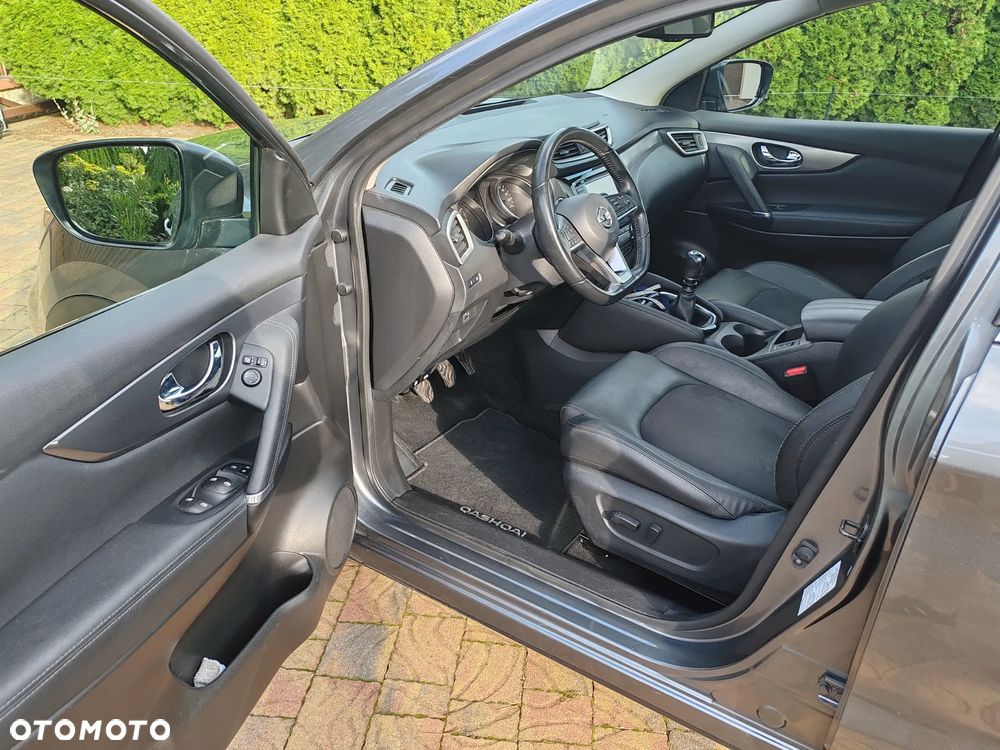 Nissan Qashqai 1.3 DIG-T Tekna+ - 14