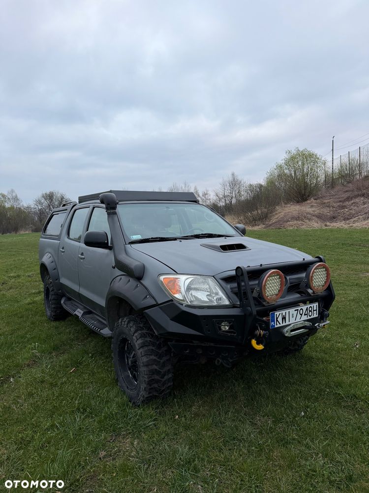 Toyota Hilux 3.0 D-4D SR5-X - 3
