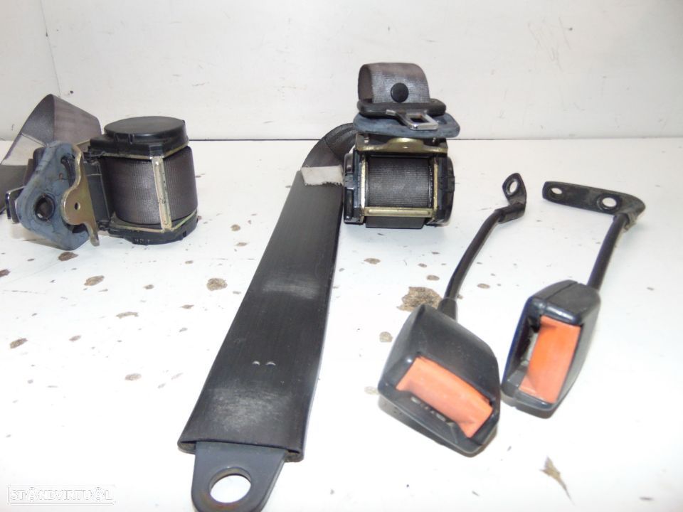 Nissan patrol 260 1991 cintos de segurança da frente - 4