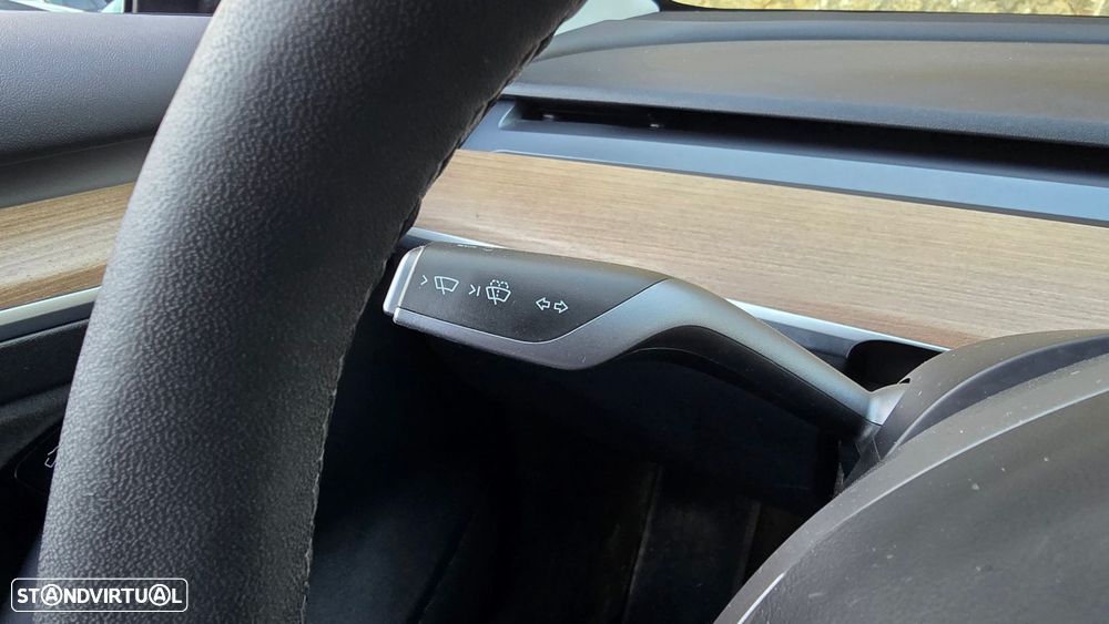 Tesla Model 3 - 13