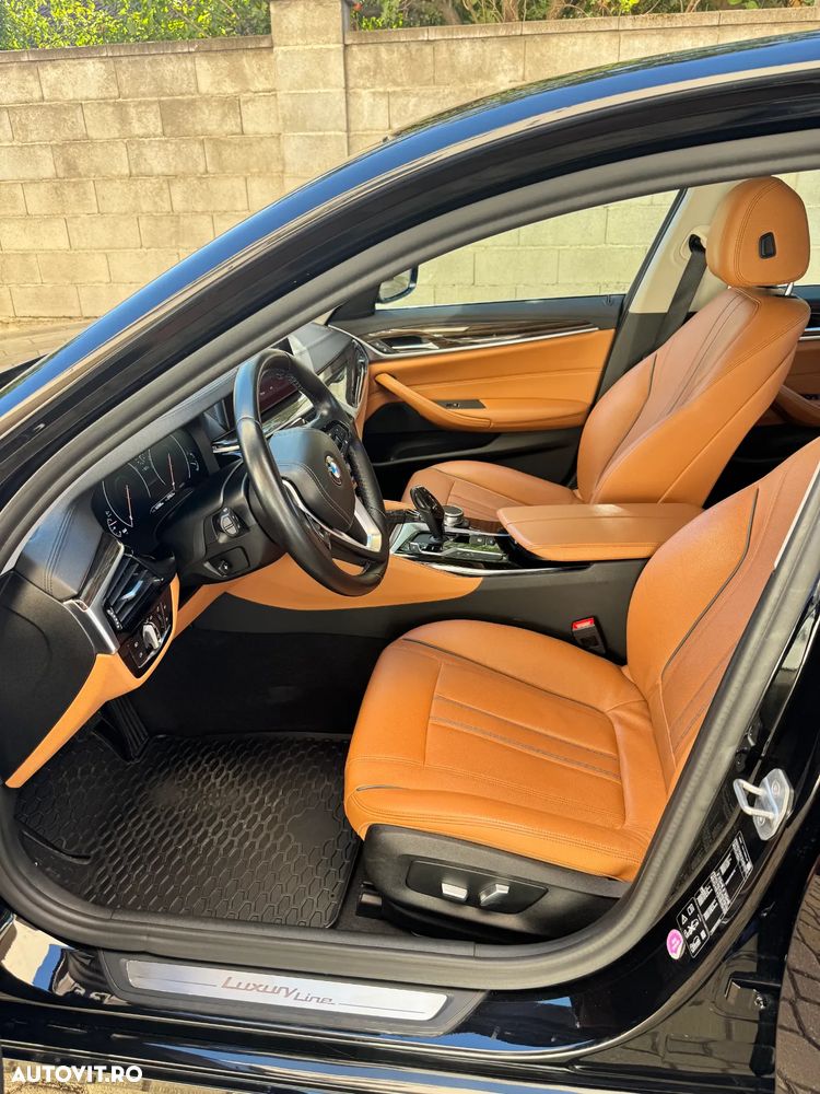 BMW Seria 5 520d xDrive AT - 10