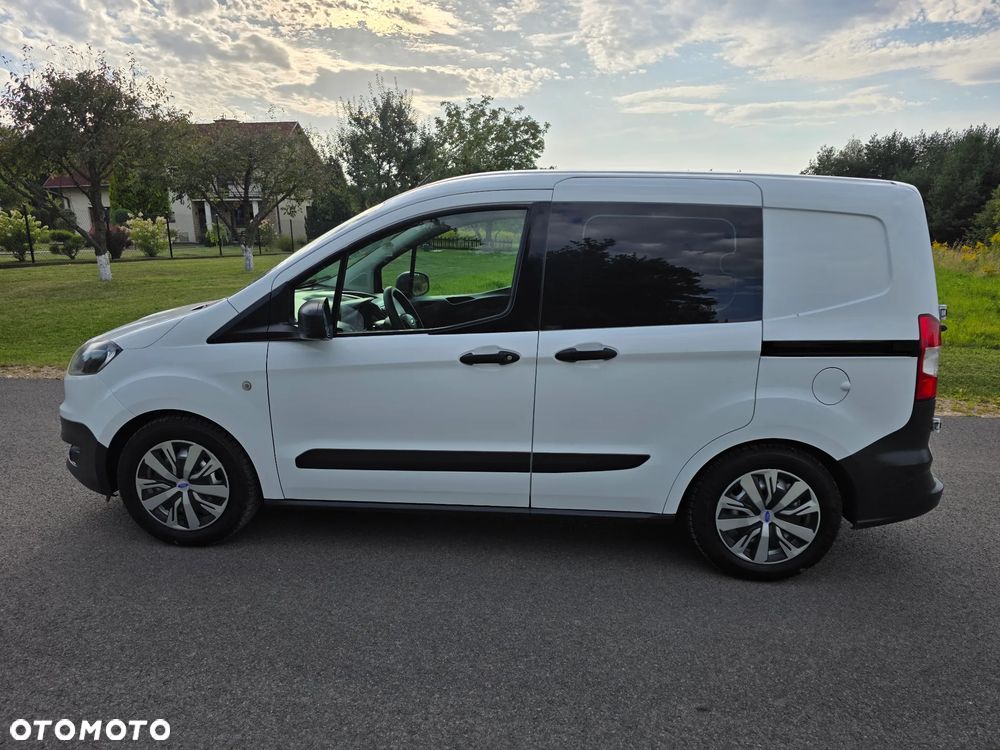 Ford Tourneo Courier 1.0 EcoBoost Ambiente - 5