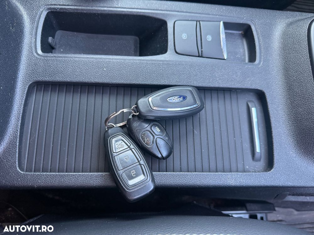 Ford Kuga 1.5 EcoBoost 2WD Titanium - 18