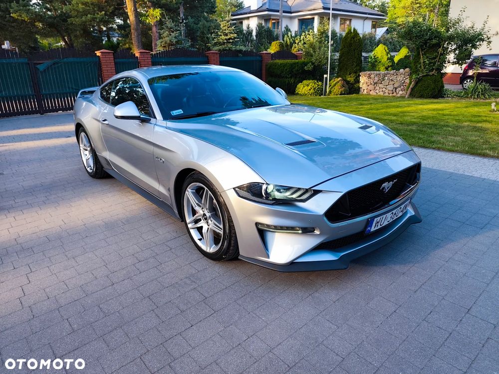 Ford Mustang - 1