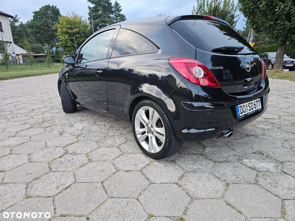 Opel Corsa 1.4 16V 150 Jahre - 29