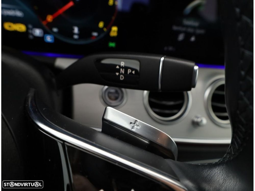 Mercedes-Benz E 220 d AMG Line - 34