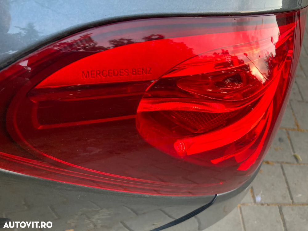 Mercedes-Benz C 180 d - 12