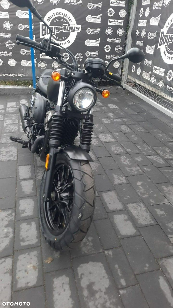 Hyosung GV - 8