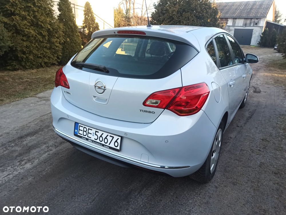 Opel Astra 1.4 Turbo Cosmo - 6