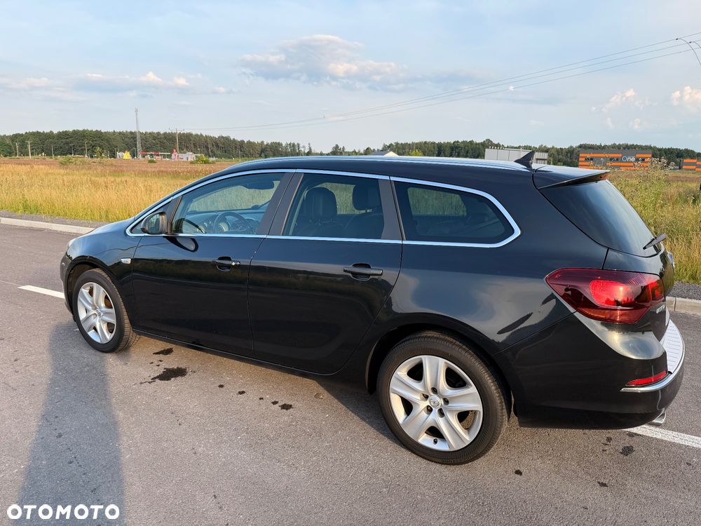 Opel Astra 2.0 CDTI DPF ecoFLEX SportsTourer Start/Stop Edition - 11