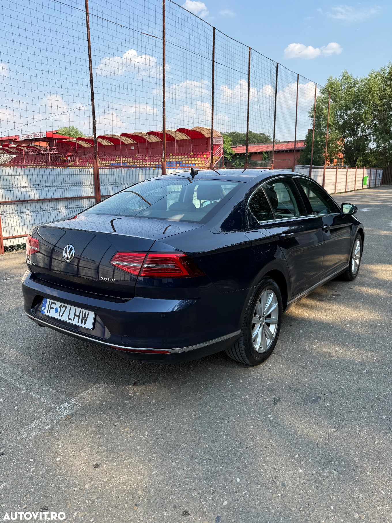 Volkswagen Passat 2.0 TDI Highline - 6