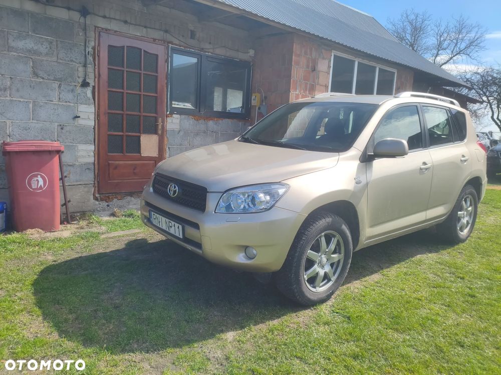Toyota RAV4 2.2 D-4D Sol - 1