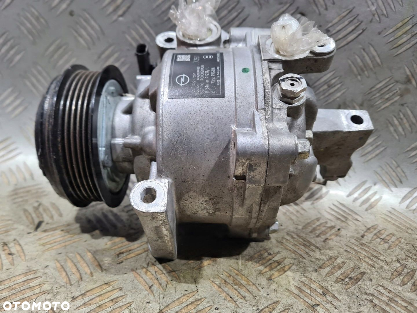 KOMPRESOR SPRĘŻARKA KLIMATYZACJI OPEL ASTRA K LIFT 1.2 TURBO - 2