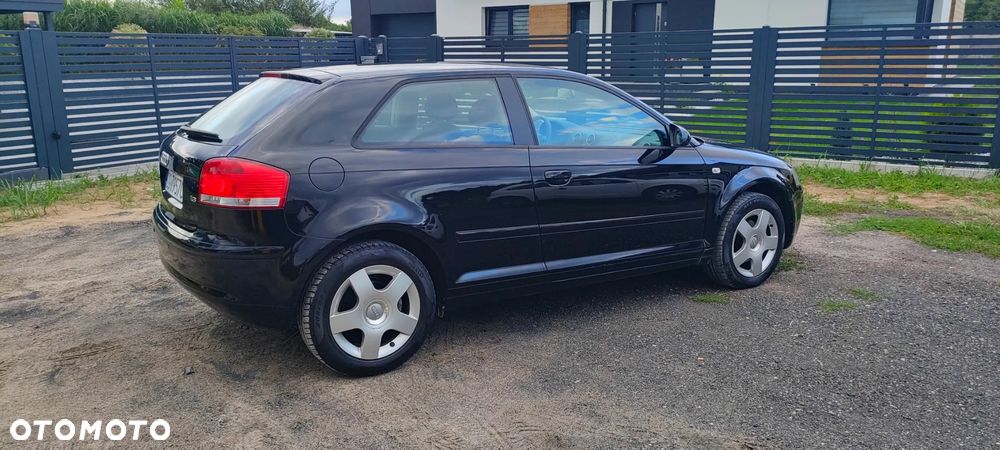 Audi A3 3-drzwiowe 1.6 Ambiente - 19