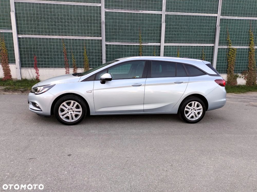 Opel Astra - 10