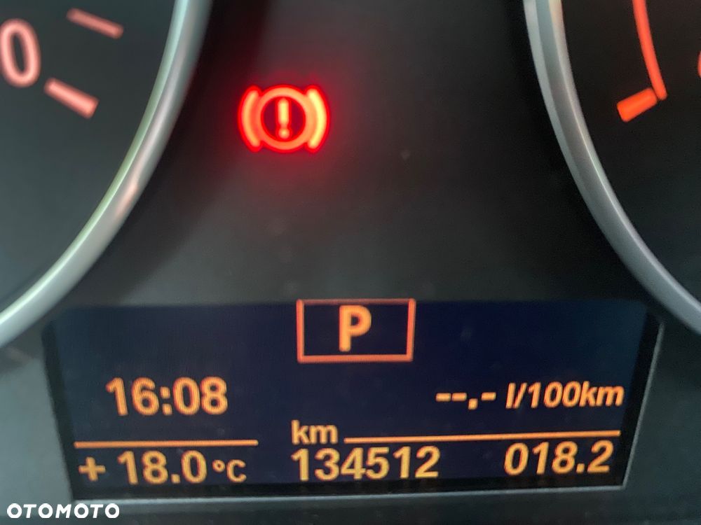 BMW Seria 1 116i - 8